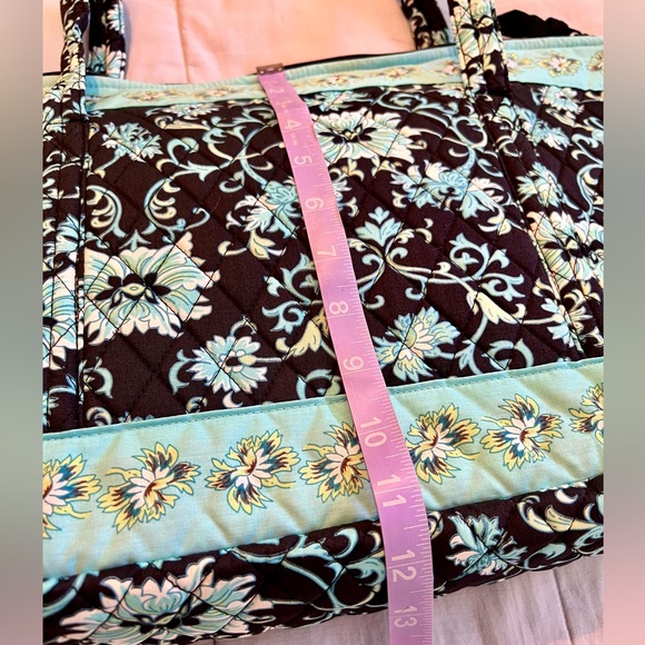 NWT Lemon Hill Quilted Bags Set- Tote, Make-Up Bag, Wallet, Blue Paisley Floral - Picture 10 of 15